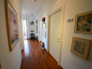 ROMA Attico Via Bofondi, Studio Fori Studio Fori Classic style corridor, hallway and stairs Wood Wood effect