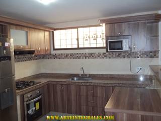 Cocinas Modernas En Barranquilla ( Colombia), arteintegrales arteintegrales Кухня в стиле модерн Дерево Эффект древесины