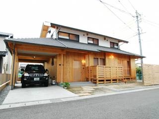 NOMURA-MINKA, SSD建築士事務所株式会社 SSD建築士事務所株式会社 Modern houses Solid Wood Multicolored