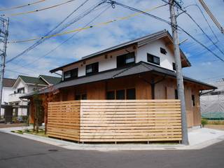 NOMURA-MINKA, SSD建築士事務所株式会社 SSD建築士事務所株式会社 Modern houses Solid Wood Multicolored