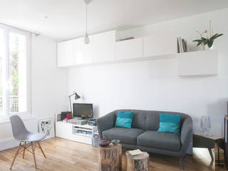 homify Living room Wood White