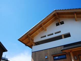 寺町の家, SSD建築士事務所株式会社 SSD建築士事務所株式会社 Modern houses Solid Wood Multicolored