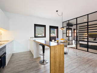 Apartamento MD Port Pollença, ISLABAU constructora ISLABAU constructora آشپزخانه