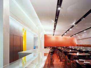 Khan Saab, Andrew Wallace Architects Andrew Wallace Architects Commercial spaces