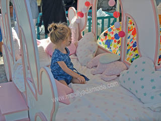 Mobilyada Moda Tasarımı Balkabağı Araba Prenses Karyola, MOBİLYADA MODA MOBİLYADA MODA Modern nursery/kids room Wood Wood effect