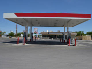 76 Gas Station Fallon Nevada, Erika Winters Design Erika Winters Design Espaços comerciais