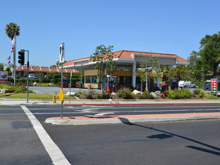 76 Gas Station San Marcos CA, Erika Winters Design Erika Winters Design Ruang Komersial