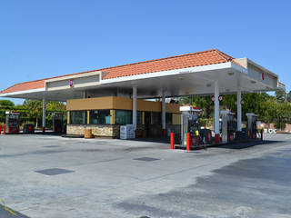 76 Gas Station San Marcos CA, Erika Winters Design Erika Winters Design Commercial spaces