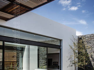 CASA AGR homify Balcones y terrazas modernos