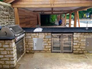 outdoor kitchen, wood-fired oven wood-fired oven Modern Garden