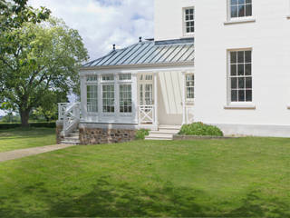 Grand Conservatory on a Substantial Channel Islands Property, Vale Garden Houses Vale Garden Houses 클래식스타일 온실 우드 우드 그레인