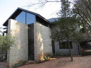 Alterations to existing residence-Bedfordview, Spiro Couyadis Architects Spiro Couyadis Architects