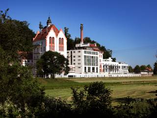 Umnutzung einer ehemaligen Brauerei: Riegeler Lofts – energiebewusstes Wohnen im Industriedenkmal , Kneer GmbH, Fenster und Türen Kneer GmbH, Fenster und Türen Janelas e portas industriais