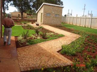 Department of Health and Social Development Community Clinics, Mohlolo Landscape Architects Mohlolo Landscape Architects