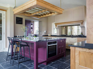 Tonbridge, Lewis Alderson Lewis Alderson Classic style kitchen