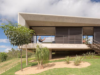 Casa Solar da Serra - 3.4 Arquitetura, Joana França Joana França Moderner Balkon, Veranda & Terrasse