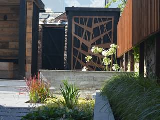 A small minimalist garden, Robert Hughes Garden Design Robert Hughes Garden Design 인더스트리얼 정원