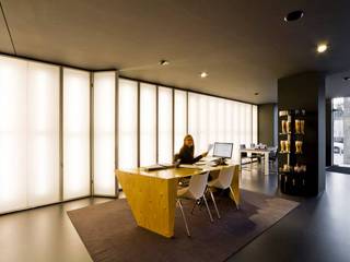 Showroom DL COZINHAS, Atelier fernando alves arquitecto l.da Atelier fernando alves arquitecto l.da Study/office