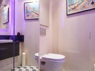 Un souffle nouveau dans un appartement bourgeois à Nice, Casavog Casavog Salle de bain classique Métal