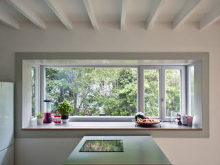 kitchen & bay window brandt+simon architekten Cocinas modernas: Ideas, imágenes y decoración open space kitchen,semi-detached house,Berlin,expansion,extension,bay window