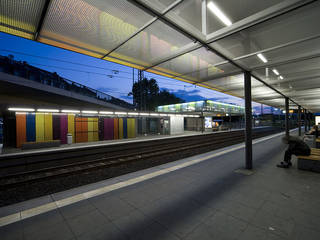 U-Bahnstation Heddernheim Frankfurt am Main, SCHOYERER ARCHITEKTEN_SYRA SCHOYERER ARCHITEKTEN_SYRA Nowoczesne domy