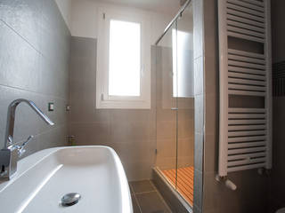 casa z, effesseprogetti® effesseprogetti® Salle de bain moderne Céramique