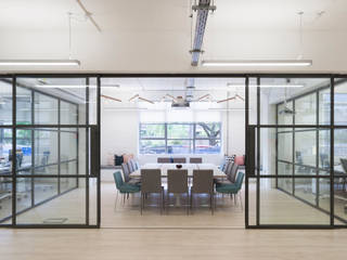 Industriale Geschäftsräume & Stores von Wisse Trooster - qoowl Industrial