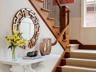 Cherry Creek Traditional with a Twist, Andrea Schumacher Interiors Andrea Schumacher Interiors 隨意取材風玄關、階梯與走廊