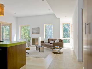 ORLEANS MODERN GREEN HOME, ZeroEnergy Design ZeroEnergy Design Moderne Wohnzimmer Weiß