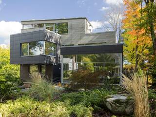 BROOKLINE MODERN RESIDENCE, ZeroEnergy Design ZeroEnergy Design Modern houses Grey