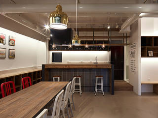 ShareHouse ”JYU-JYU”, SWITCH&Co. SWITCH&Co. Eclectic style dining room