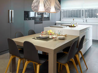 homify Modern kitchen