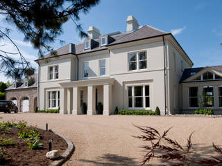 A classically styled dwelling with a modern sentiment, located within an Area of Townscape Character, Des Ewing Residential Architects Des Ewing Residential Architects Casas clássicas