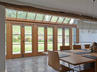 Barn Conversion with Oak Conservatory, Vale Garden Houses Vale Garden Houses بيت زجاجي خشب Wood effect