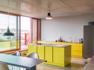 Quitte, Popstahl Küchen Popstahl Küchen Modern kitchen Iron/Steel Yellow