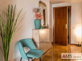 Redecoración de Piso: Un ambiente completamente hogareño y cálido, AMS decora AMS decora Коридор, прихожая и лестница в модерн стиле Синий
