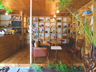 OSARU COFFEE, INTERIOR BOOKWORM CAFE INTERIOR BOOKWORM CAFE مساحات تجارية خشب Wood effect