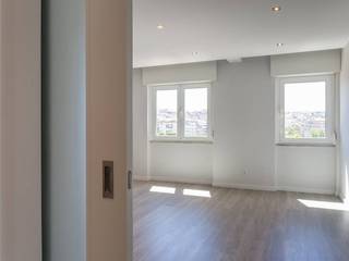 Remodelação Total Apartamento T2 Benfica - LIsboa, FourHouse - Obras e Serviços FourHouse - Obras e Serviços