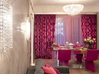 Linea wall luminaries and Iceberg crystal chandelier in a private flat, Manooi Manooi Salas de jantar modernas