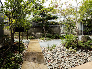 NT様邸, WA-SO design -有限会社 和想- WA-SO design -有限会社 和想- Eclectic style gardens