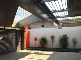 Vivienda V2, VANNO arquitectura VANNO arquitectura Carport Concrete