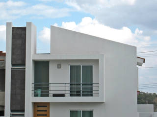 Fachada Frontal homify Casas de estilo minimalista