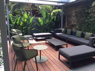 Jardin en Barcelona, BURESINNOVA S.A. BURESINNOVA S.A. حديقة