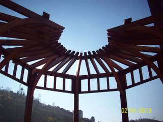 PERGOLA, Gürsoy Kerestecilik Gürsoy Kerestecilik Jardins mediterrânicos Madeira Acabamento em madeira