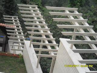 PERGOLA, Gürsoy Kerestecilik Gürsoy Kerestecilik Jardins mediterrânicos Madeira Acabamento em madeira