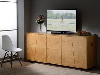 SIDEBOARD WITH 4 DOORS AND 4 DRAWERS, CORDEL s.r.l. CORDEL s.r.l. Salle à manger minimaliste Bois massif Multicolore