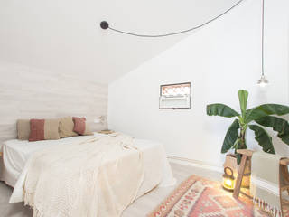 DECORACIÓN CASA CENTENAREA · DISEÑO INDIANO-MEDITERRÁNEO, Dröm Living Dröm Living Mediterranean style bedroom