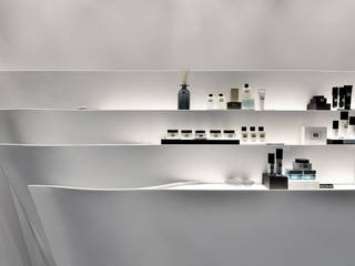 Erno Laszlo, FAK3 FAK3 Minimalist offices & stores White