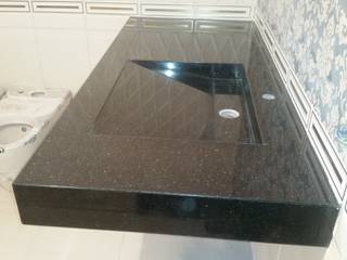 التجمع الخامس, Reda Essam Reda Essam Modern style bathrooms Granite