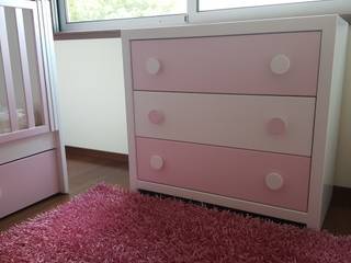 Quarto da Mafalda - cama convertível , FlyBaby FlyBaby Girls Bedroom